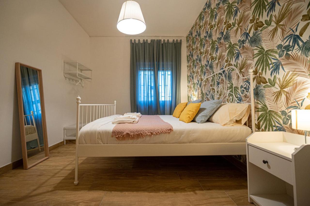 דירות נאפולי Casa Vacanze Partenope מראה חיצוני תמונה